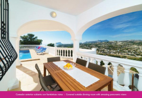 Luxury apartment with private pool and sea views in Moraira, Teulada